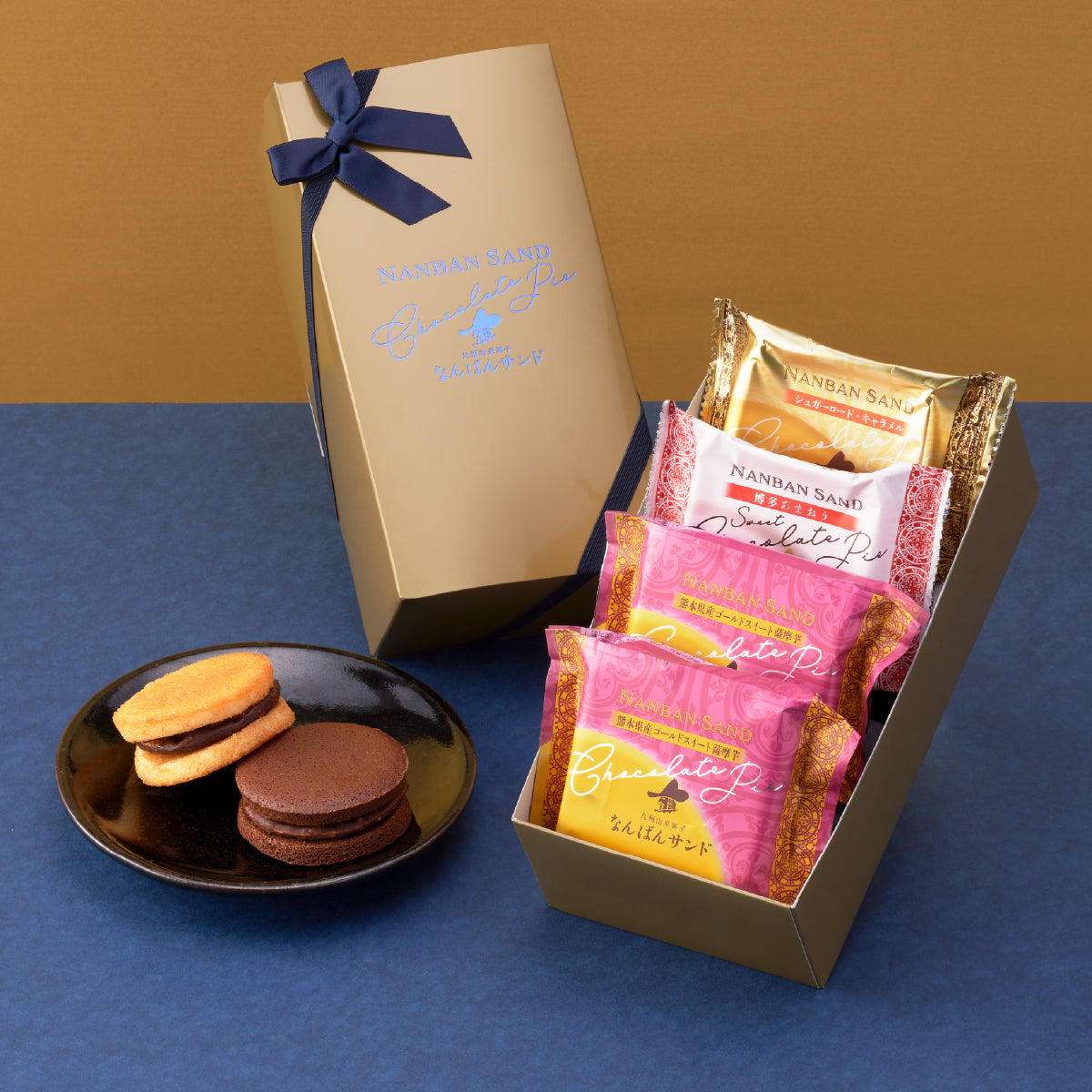 ショコラ( ・ᴗ・ )様 なんばんショコラサンド 4個入（熊本県産和栗・博多あまおう）