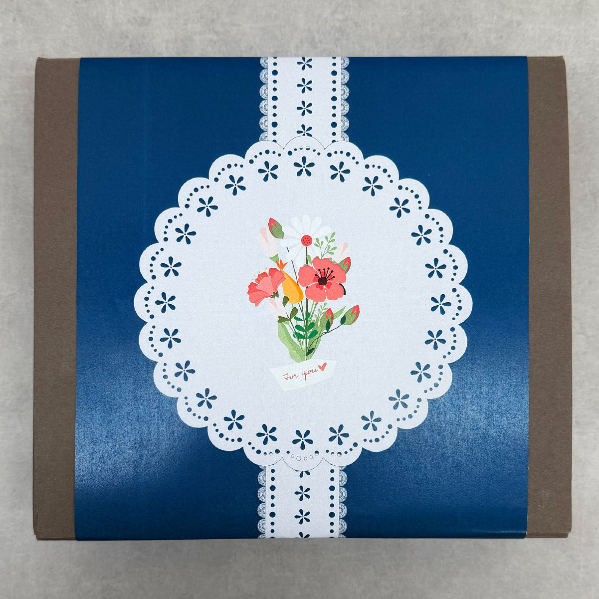 【数量限定・母の日ギフト】　なんばん往来詰めわせ12個入り (ネイビー)